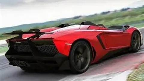 林妙可体重增加显著，关晓彤探班同框照曝光