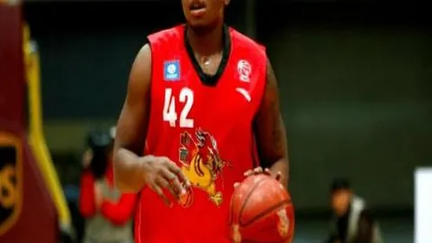 2026西超杯巅峰对决，高达2300万豪奖等你来挑战！🏆🎉史上最高奖金，谁将问鼎荣耀之巅？🔥📈